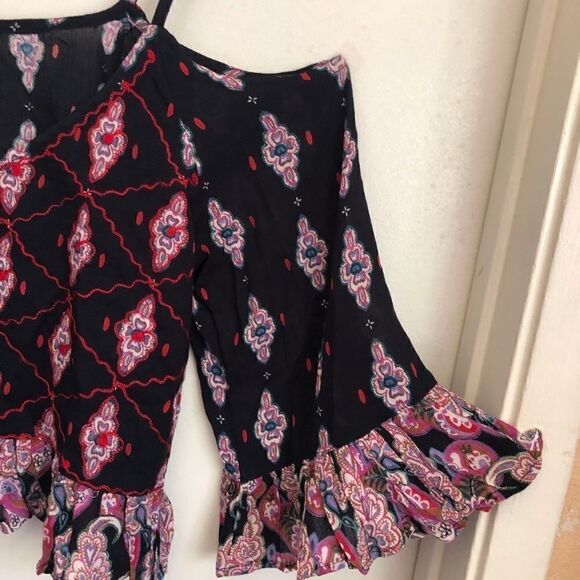 RAGA Alice Cropped Ruffle Cold Shoulder Top.Size M - Picture 10 of 12